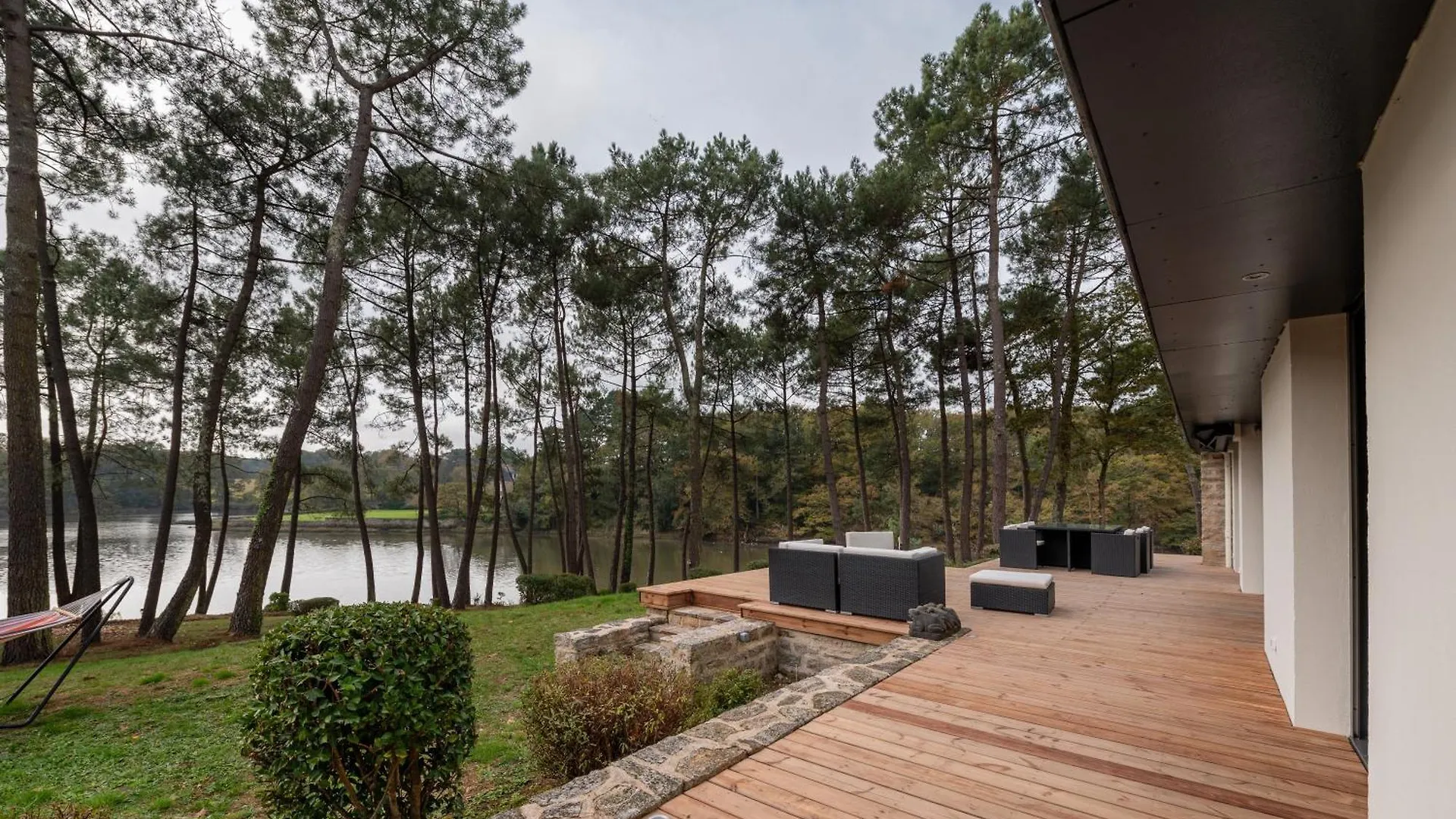 Villa Du Golfe - Vue Mer 瓦讷